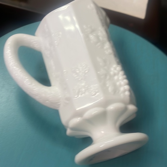 Vintage Westmoreland Milk Glass Pitcher Paneled Grape Pattern 1940s - Picture 3 of 4